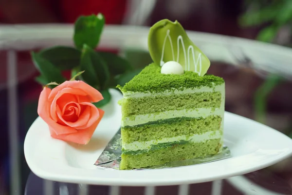 Matcha yeşil çay pasta