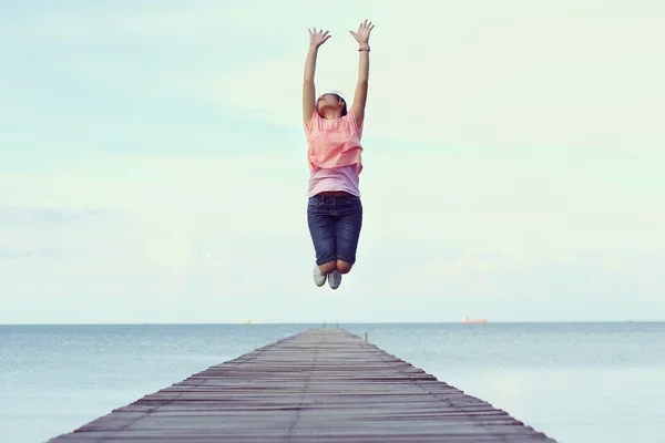 Jump to the freedom — Stock Photo, Image