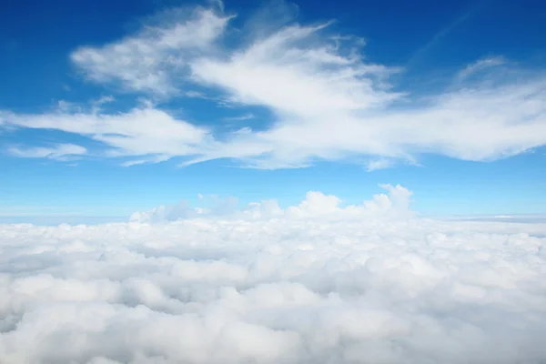 Las nubes y el cielo — Foto de Stock