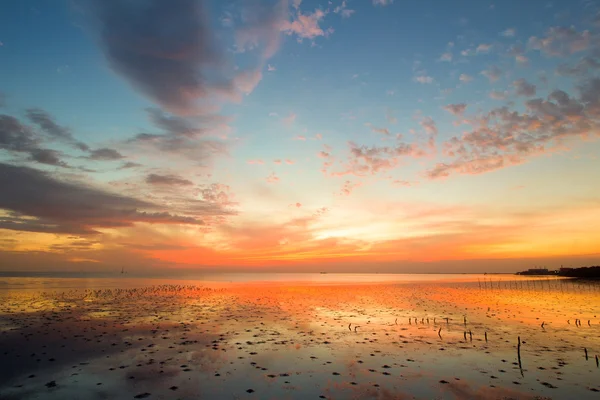 Sonnenaufgang am Meer — Stockfoto