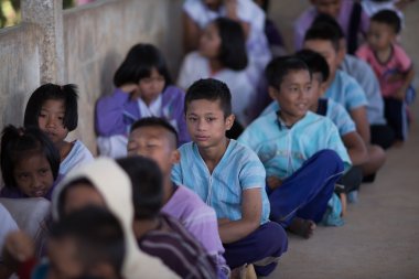 Çocuklar Karen Tayland