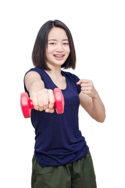 Beyaz üzerinde egzersiz arasında gülümseyen kız