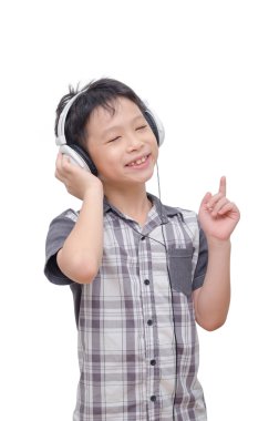 Çocuk kulaklık ile müzik dinleme