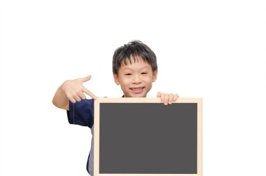 Genç Asyalı çocuk holding chalkboard ve anlamı.