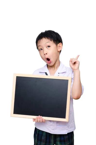 Studentessa in uniforme tenuta lavagna — Foto Stock