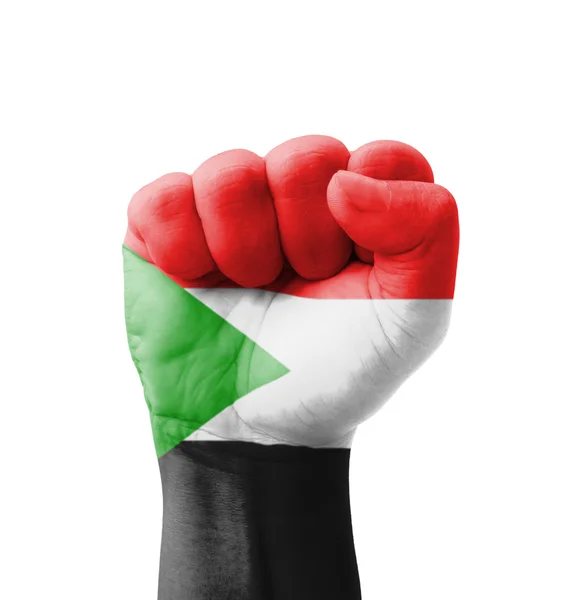 Flaga Sudanu malowane, koncepcyjny multi - na tle pięść — Zdjęcie stockowe