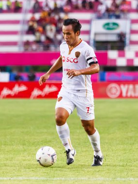 SISAKET THAILAND-JUNE 8: Datsakorn Thonglao of Muangthong Utd. i