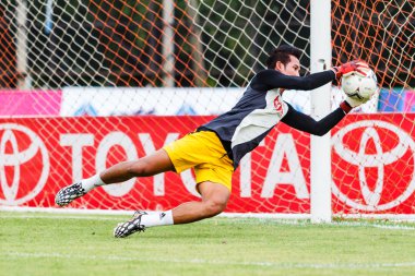 Bangkok Utd Sisaket Tayland-Haziran 29: Pisani Dorkmaikaew. içinde bir