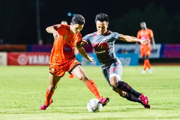 SISAKET THAILAND-JUNE 29: Sarayuth Chaikamdee of Sisaket FC. (or — Stok fotoğraf