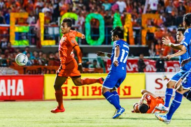SISAKET THAILAND-AUGUST 13: David Bala of Sisaket FC. (orange) i