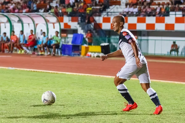 SISAKET THAILAND-MAY 28: Therdsak Chaiman of Chonburi FC. in act — Stock Photo, Image