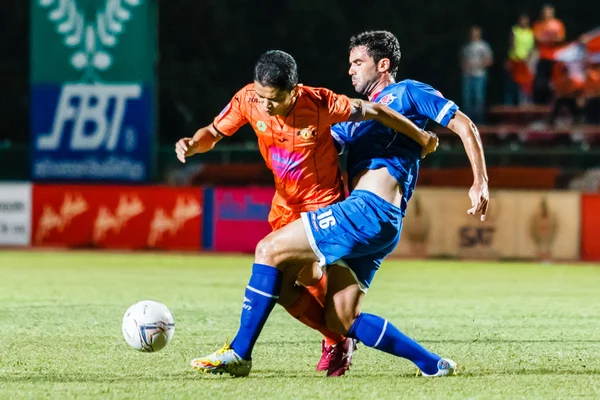 SISAKET THAILAND-AUGUST 13: Sarayuth Chaikamdee of Sisaket FC. ( — Stock Photo, Image