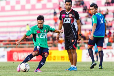 Sisaket Tayland-Ağustos 3: Chanathip Songkrasin, Bec Tero Sasa