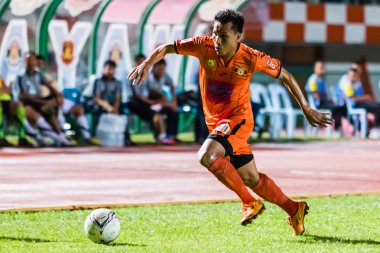 SISAKET THAILAND-OCTOBER 22: Tatree Seeha of Sisaket FC. in acti