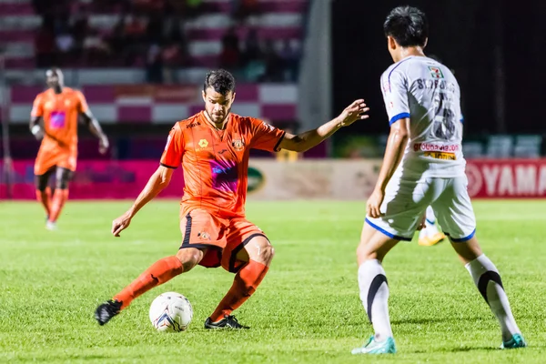 SISAKET THAILAND-OUTUBRO 22: Victor Amaro do Sisaket FC. em acti — Fotografia de Stock