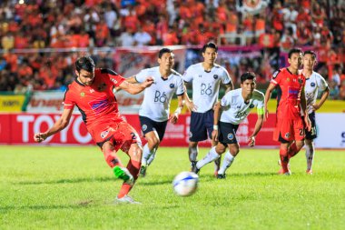 SISAKET THAILAND-SEPTEMBER 16: Victor Amaro of Sisaket FC. take