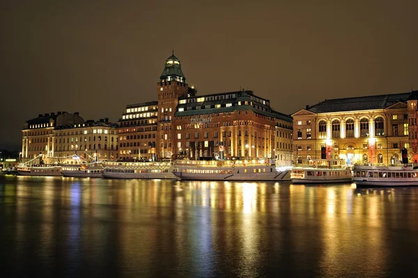 Stockholm násep s čluny — Stock fotografie