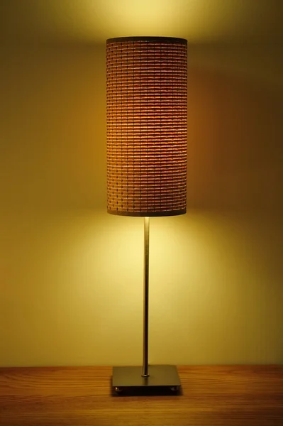 Lamp op Bureau — Stockfoto