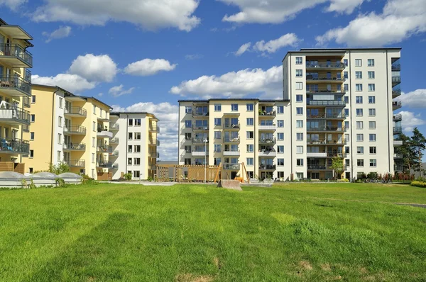 Moderne Mehrfamilienhäuser — Stockfoto