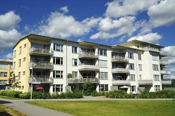 Moderne Mehrfamilienhäuser — Stockfoto