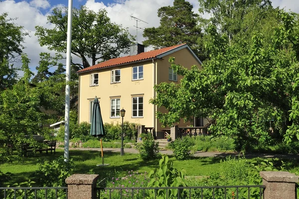 Maison suédoise de classe moyenne — Photo