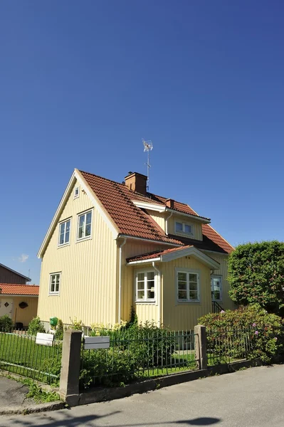 Дом среднего класса Швеции — стоковое фото