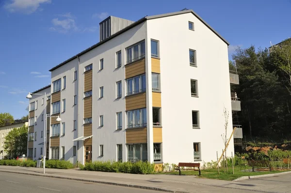 Modern apartment buildings — Stock Photo, Image