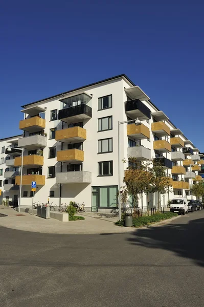 Modern apartment buildings — Stock Photo, Image