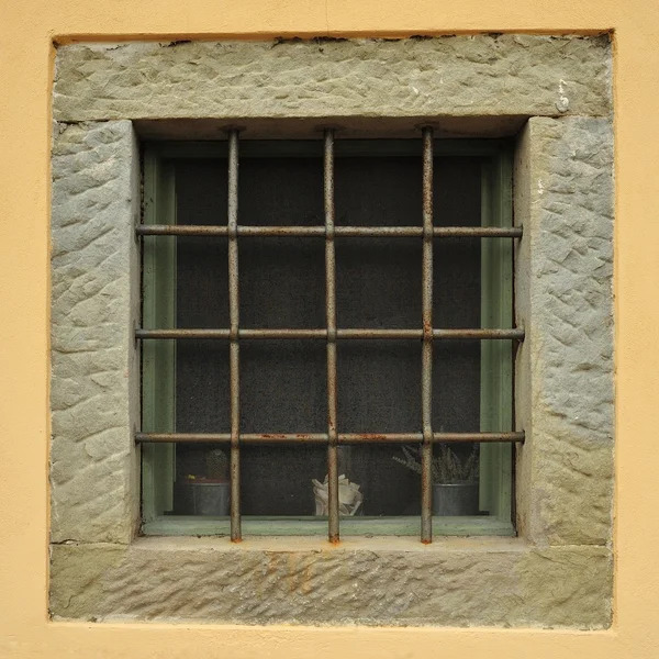 Окно — стоковое фото