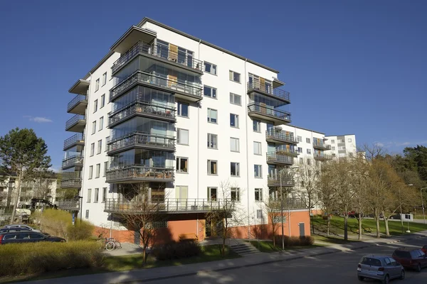 Modern apartment buildings — Stock Photo, Image