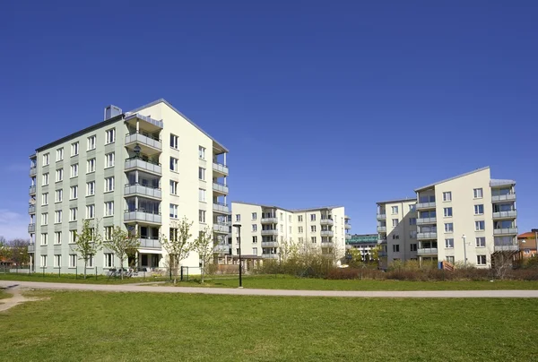 Edificios de apartamentos modernos — Foto de Stock