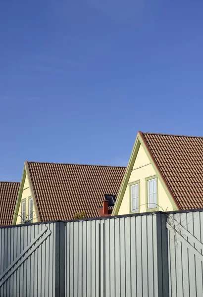 Haus und Himmel — Stockfoto