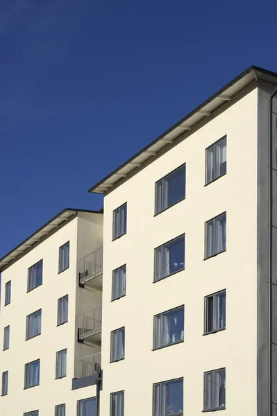 Edificio y cielo — Foto de Stock