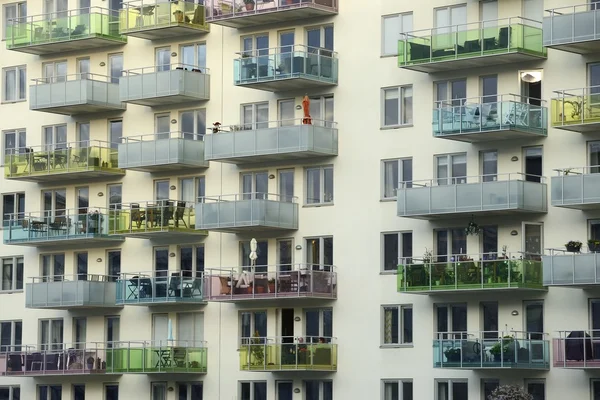 Primer plano moderno edificio de apartamentos — Foto de Stock