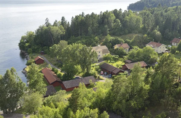 Cottage by the sea — Stock Photo, Image