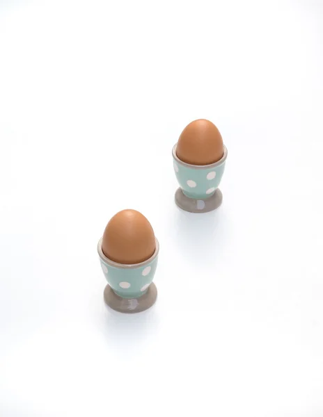 İki yumurta yumurta bardak — Stok fotoğraf