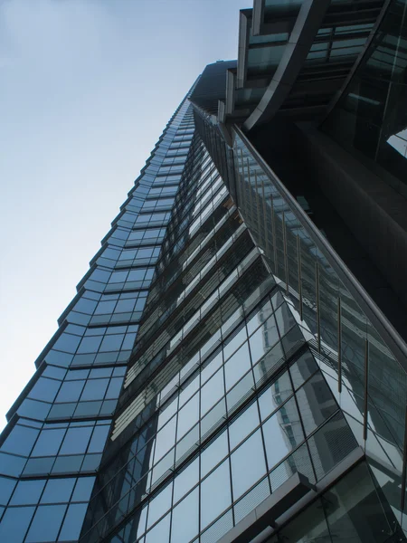 Edifício de escritórios moderno. — Fotografia de Stock