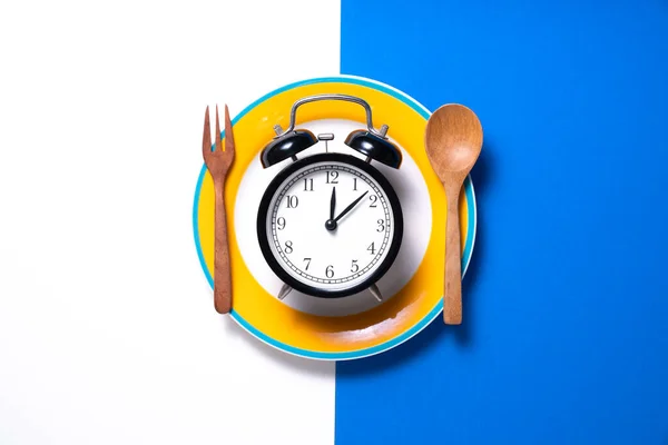 Food Clock Spoon Fork Healthy Food Lunch Concept White Blue — Stock Photo, Image