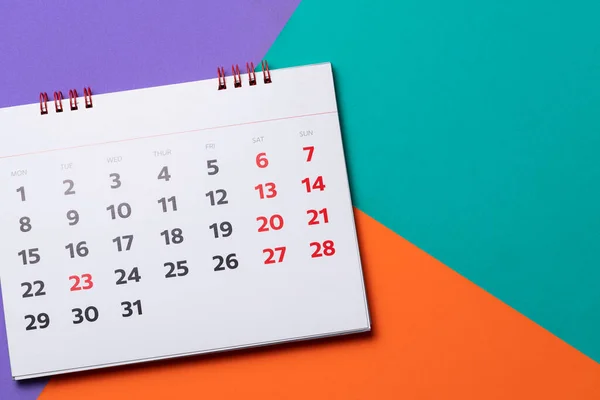 Закрытие Календаря Красочном Фоне Стола Планирование Деловых Встреч Планирование Поездок — стоковое фото
