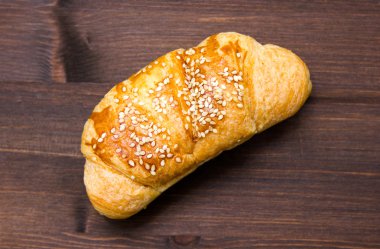 Wood yukarıdan tuzlu kruvasan