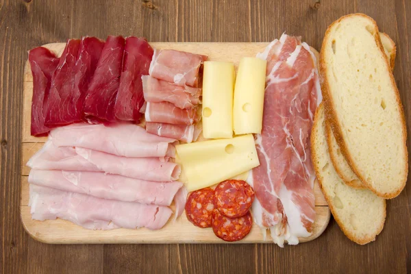 Cold cuts and bread — Stock Photo, Image