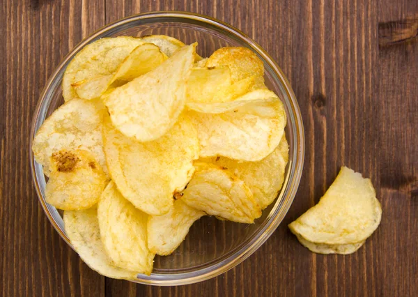 Bowl of chips of wood from — Stock Photo, Image
