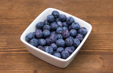 Yaban mersini ahşap kare kupa