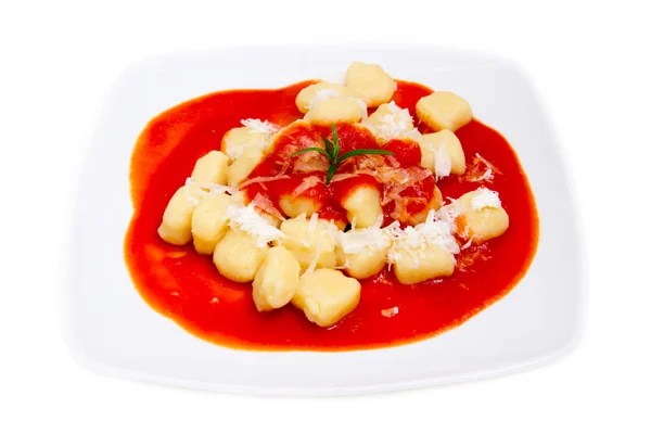 Gnocchi con salsa de tomate —  Fotos de Stock