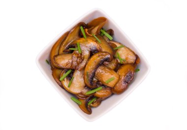 Fırında mantar yukarıdan kare kupa