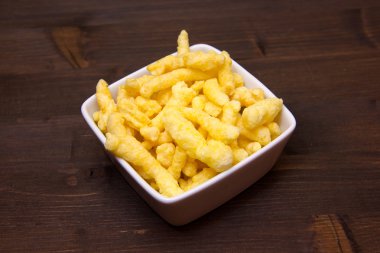 Aperatif Mısır peynir ahşap kare kase