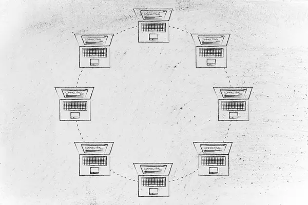 Laptops conectados em uma estrutura de rede de anel — Fotografia de Stock