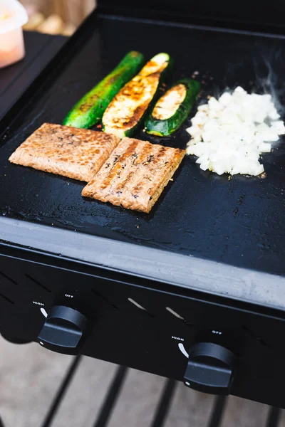 Gezonde Plantaardige Recepten Concept Veganistische Tempeh Courgette Barbecue — Stockfoto