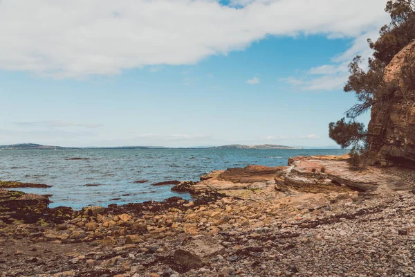 Pemandangan Tasmania Liar Selama Mendaki Teluk Fossil Dekat Pinggiran Blackmans — Stok Foto