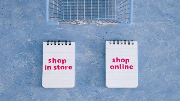 Shop Store Shop Online Texte Auf Notizblöcken Mit Warenkorb Und — Stockvideo